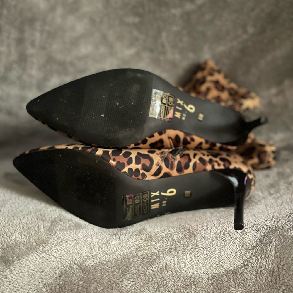 Cheetah Booties - Picture 3 of 3